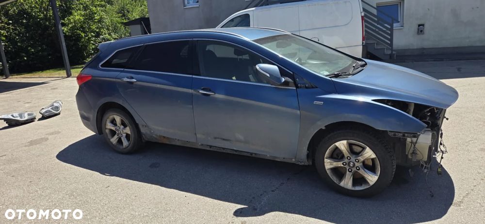 HYUNDAI I40 YU6 drzwi prawy przód komplet - 1