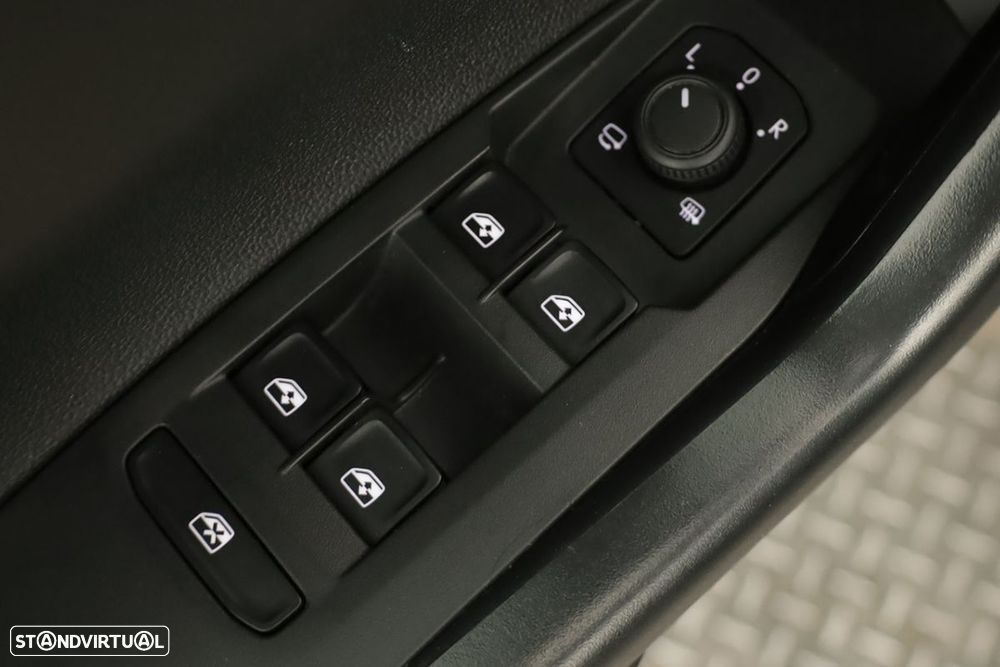 VW Taigo 1.0 TSI Urban - 19