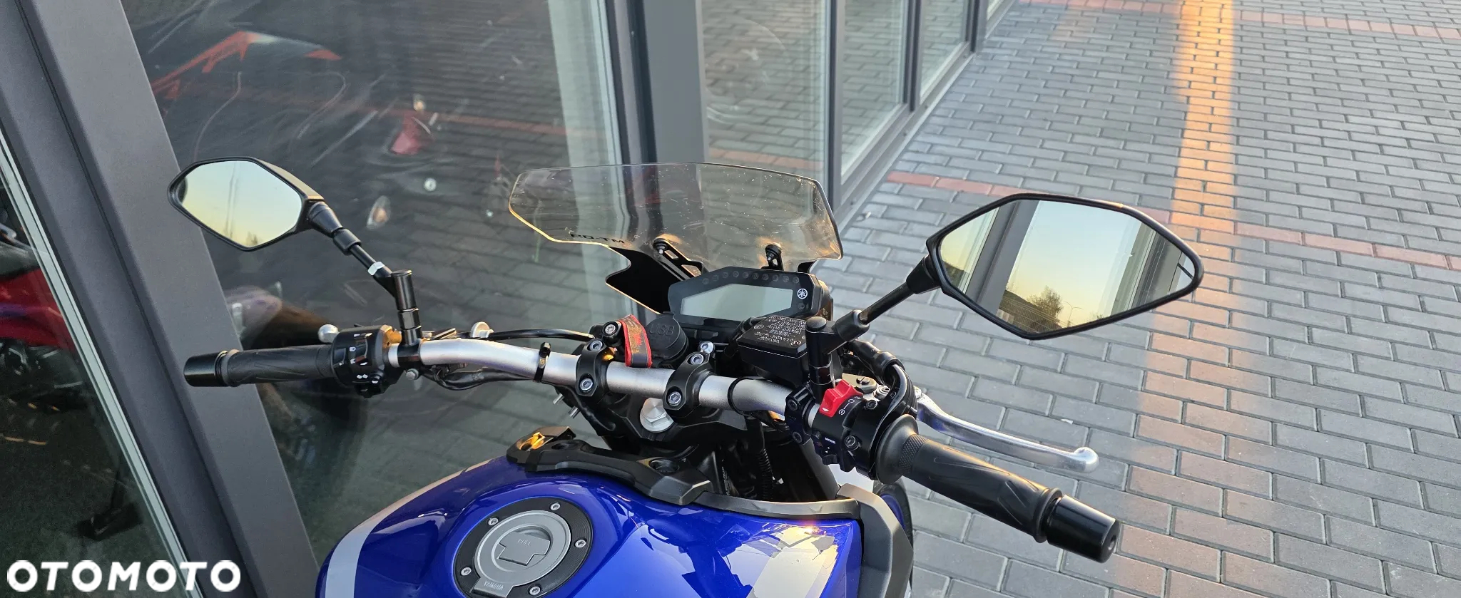 Yamaha MT - 5