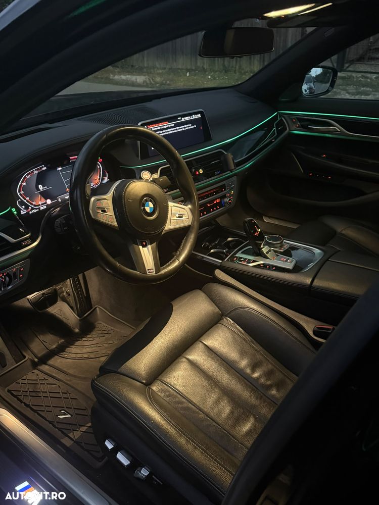 BMW Seria 7 - 8