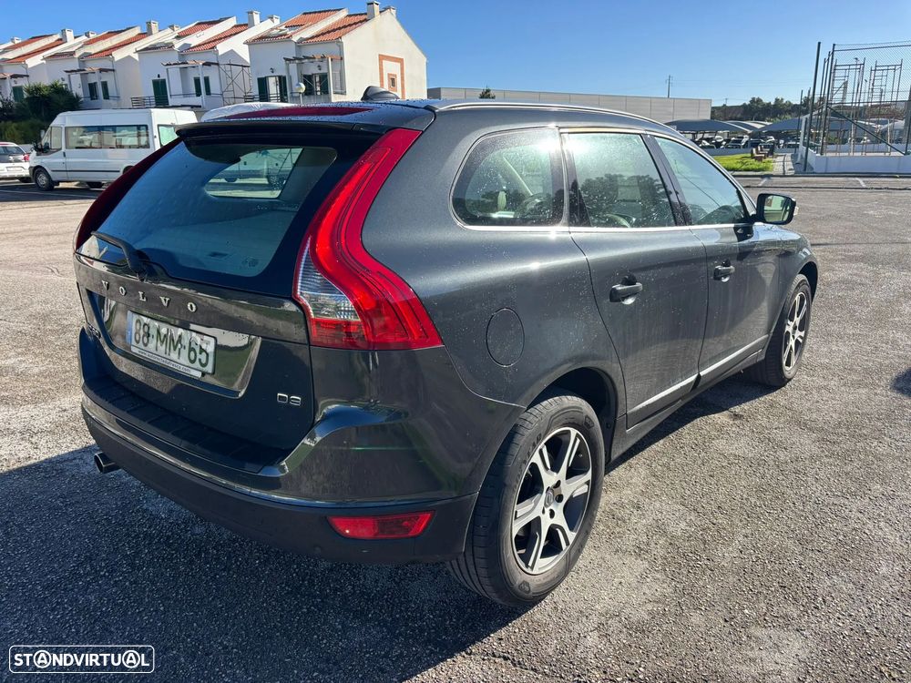 Volvo XC 60 2.0 D3 R-Design Geartronic - 6