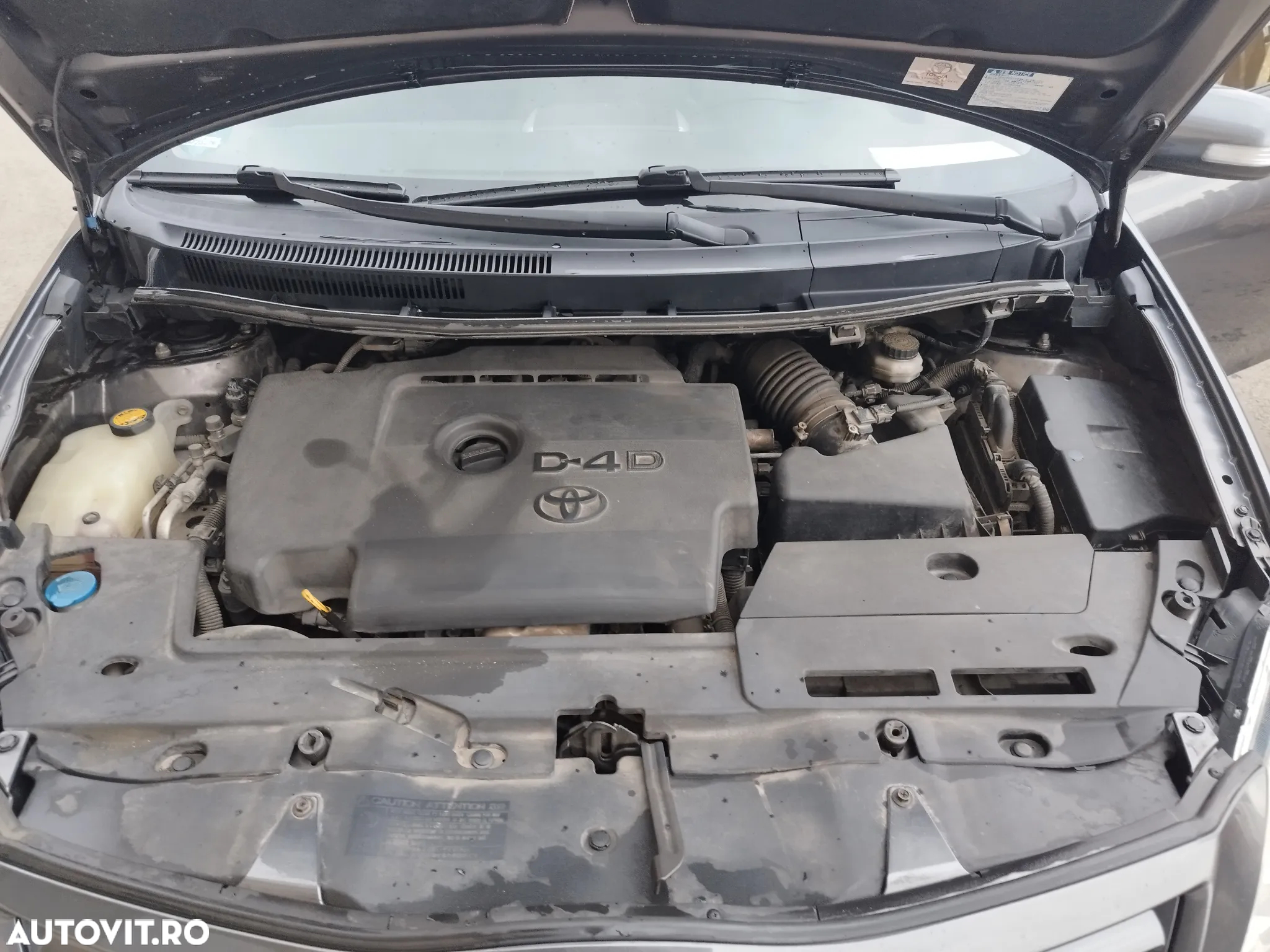 Toyota Auris 2.0 D-4D DPF Sol - 2