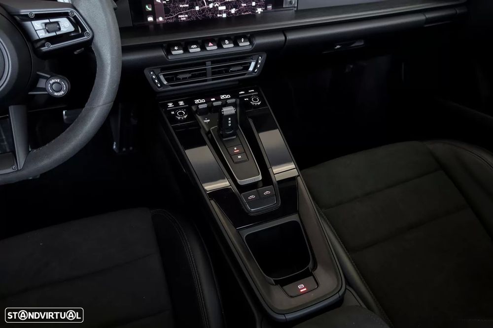 Porsche porsche-992 Targa 4 GTS PDK - 16