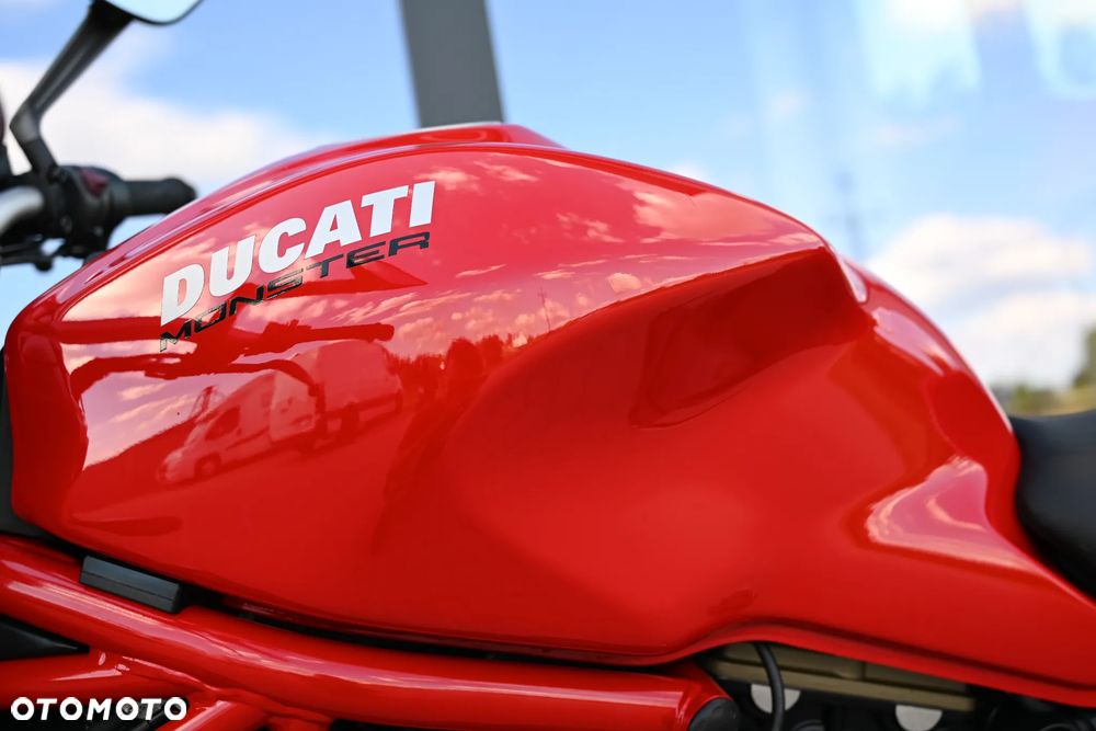Ducati Monster - 34