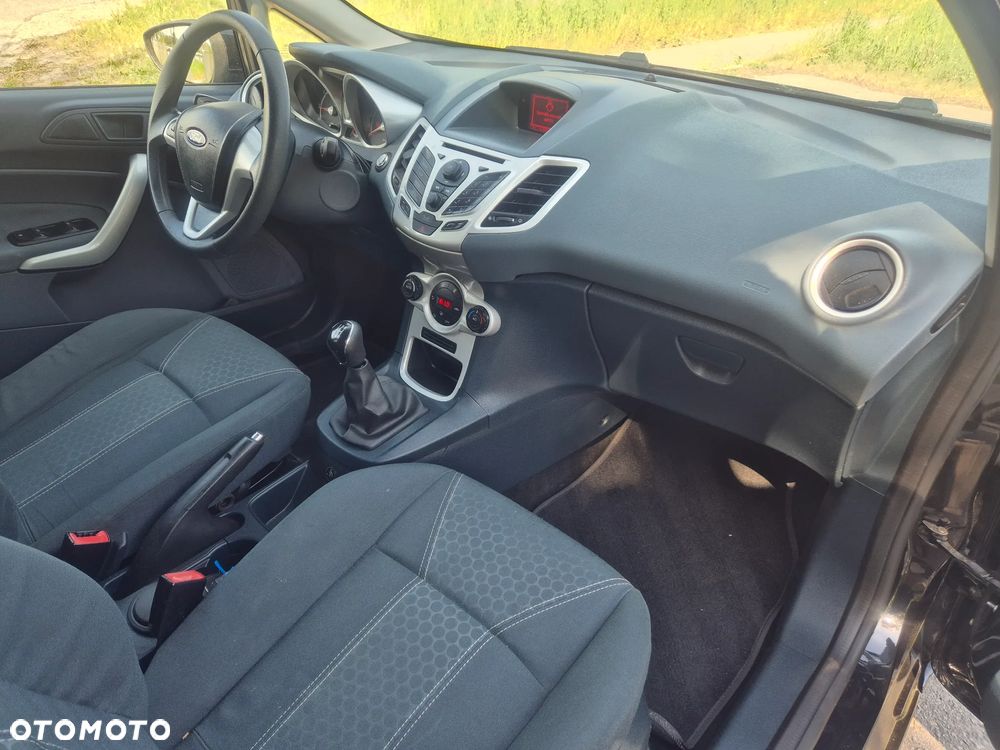 Ford Fiesta 1.4 Titanium EU5 - 25