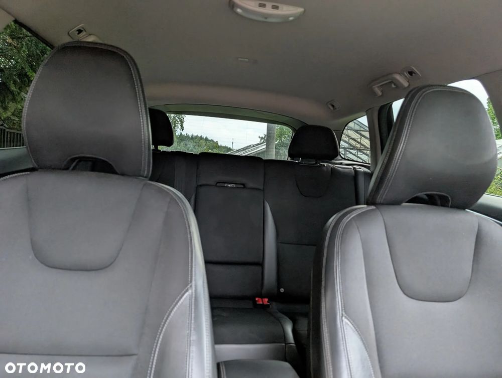 Volvo XC 60 D4 Momentum - 15