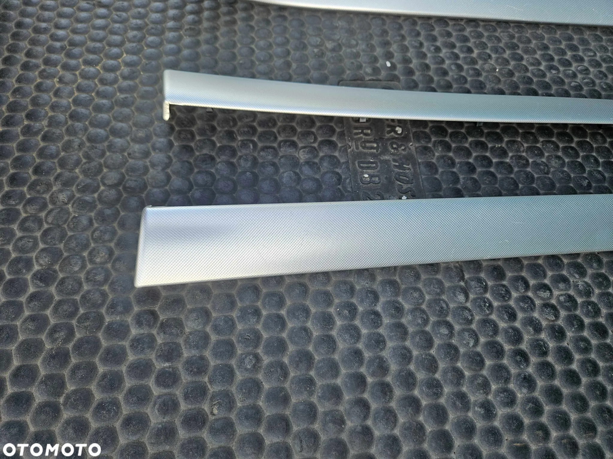 Listwy Ozdobne Dekor Listwa Drzwi Srebrne Rybia Luska Carbon Audi A4 B6 B7 - 30