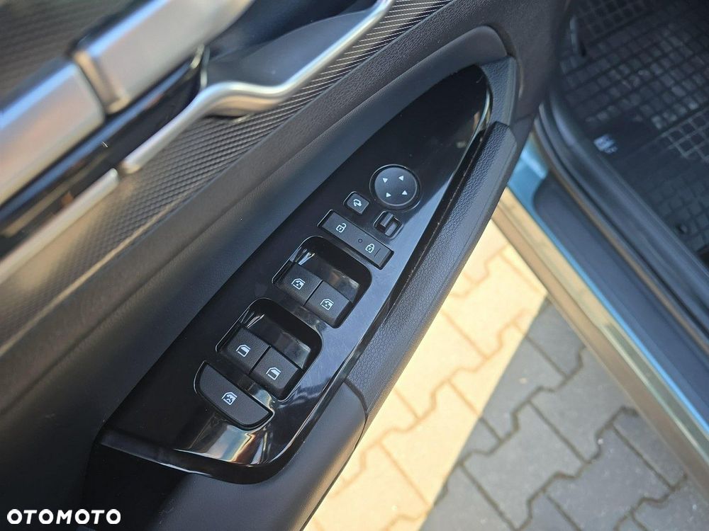 Kia Sportage 1.6 T-GDI HEV Business Line 4WD - 19