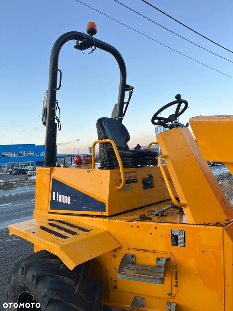 Thwaites Mach 2062 - 18