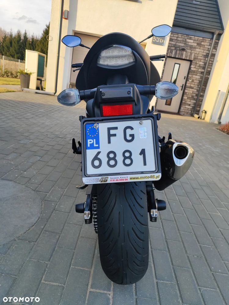 Suzuki GSX - 10