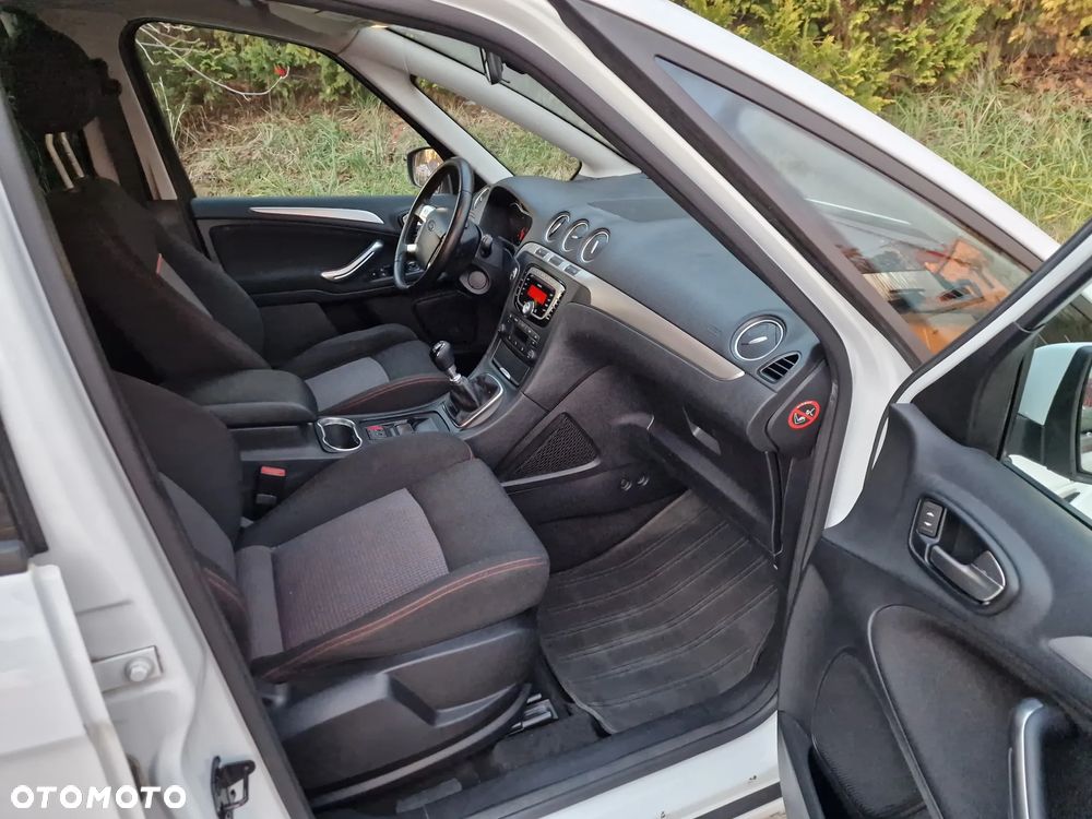 Ford S-Max 2.0 TDCi DPF Titanium - 26