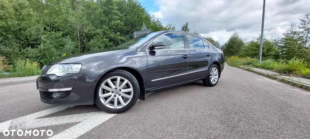 Volkswagen Passat 2.0 TDI DPF Highline - 2