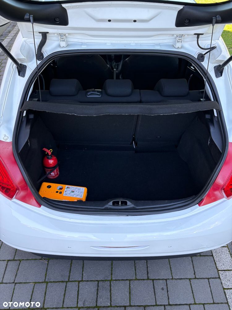 Peugeot 208 1.2 PureTech Active - 14