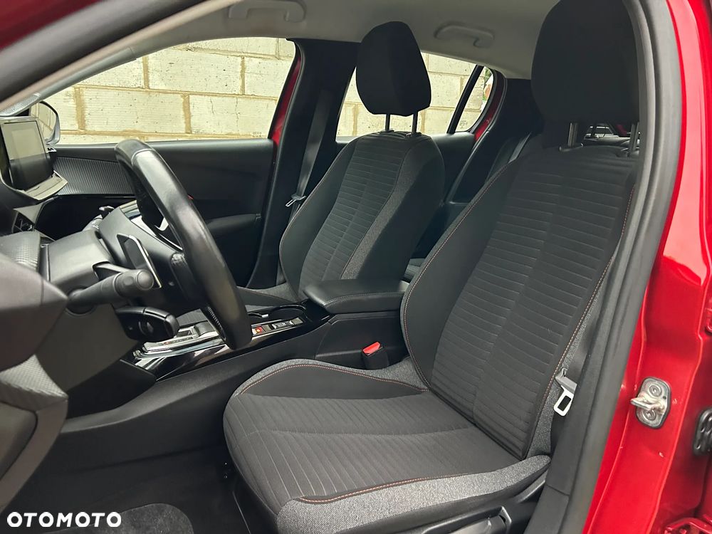 Peugeot 208 PureTech 100 EAT8 Active Pack - 12