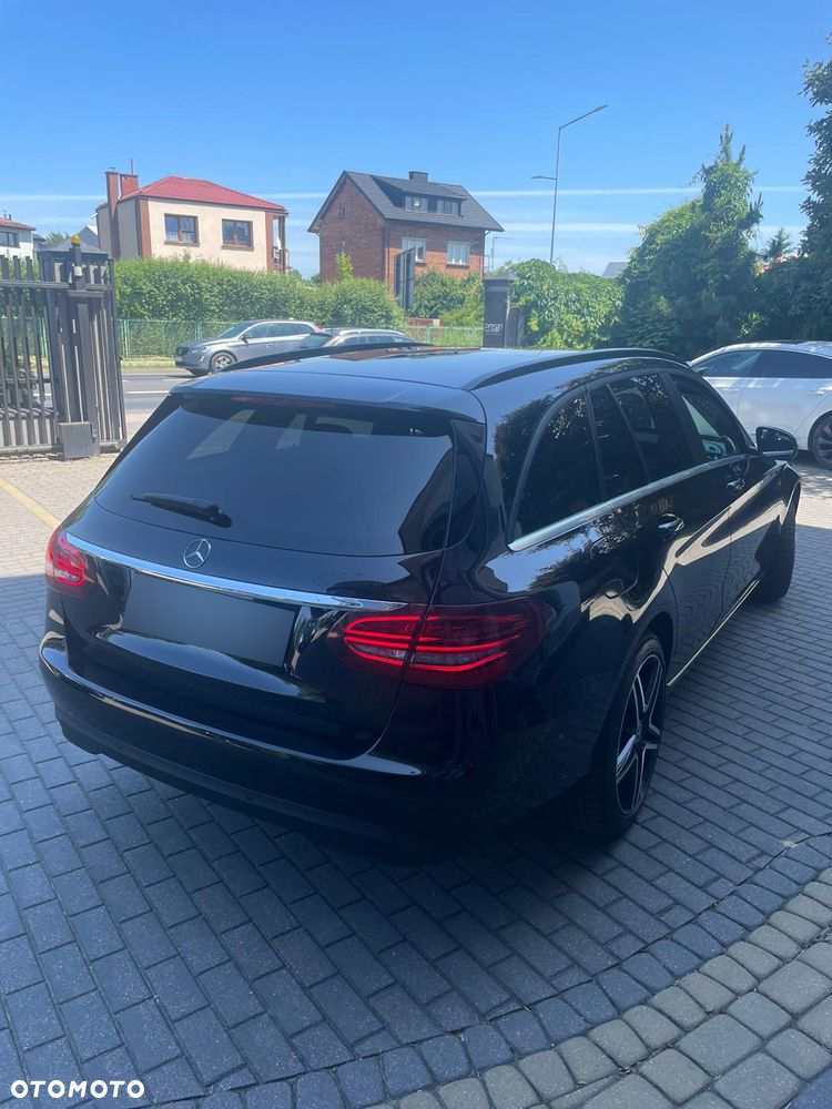 Mercedes-Benz Klasa C 200 d T 9G-TRONIC - 4
