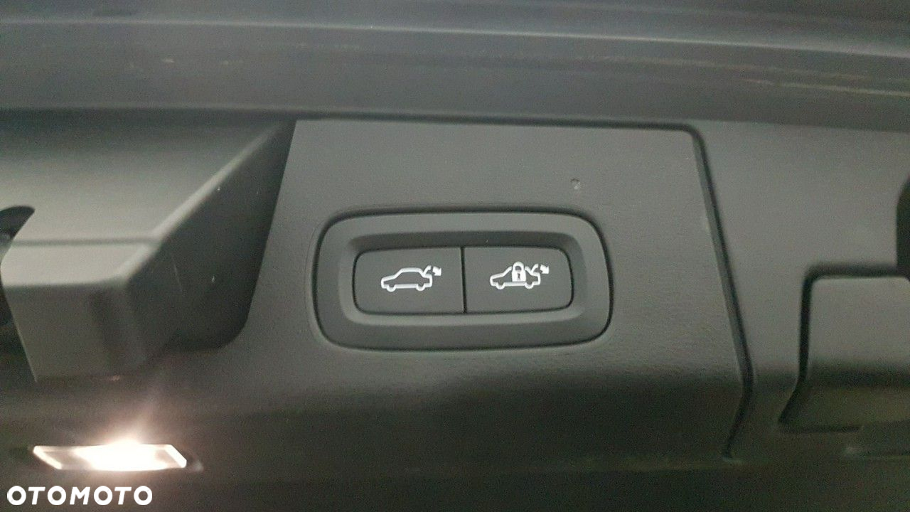 Volvo XC 60 - 22