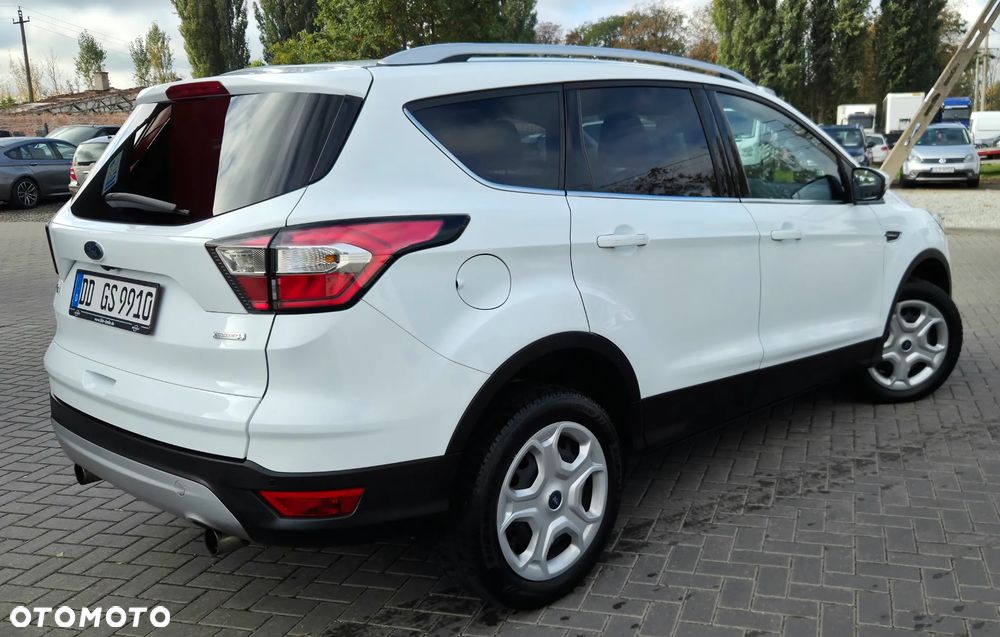 Ford Kuga 1.5 EcoBoost 2x4 Titanium - 15