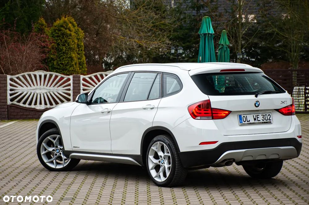 BMW X1 sDrive18d xLine - 12