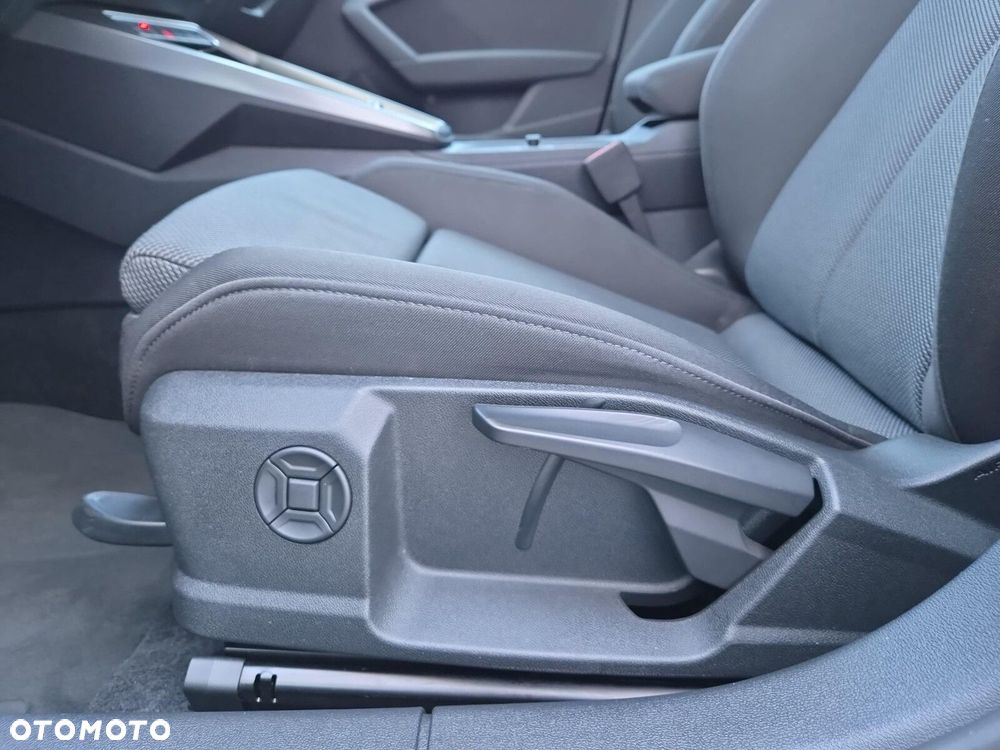 Audi A3 Sportback - 12