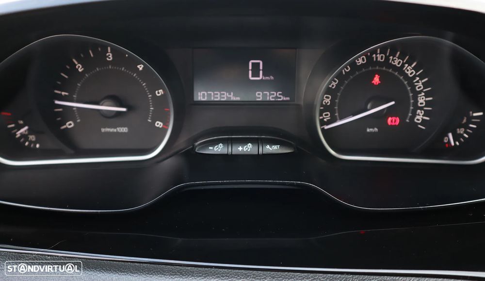 Peugeot 208 1.6 BlueHDi Active - 19