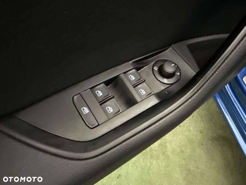 Skoda Superb 2.0 TDI SCR Ambition - 12