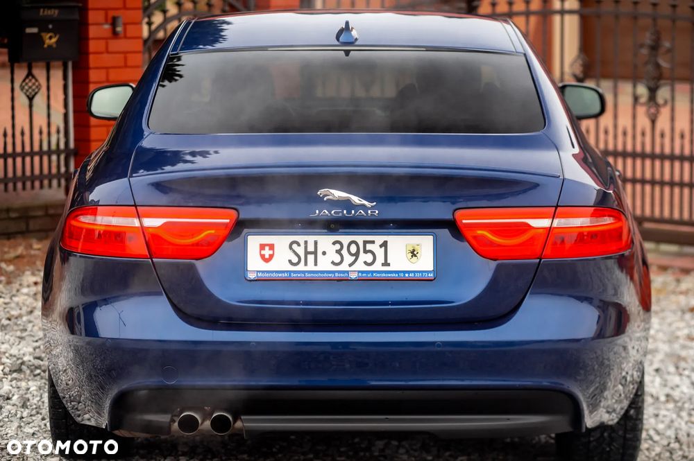 Jaguar XE 20d R-Sport Ingenium Edition - 11