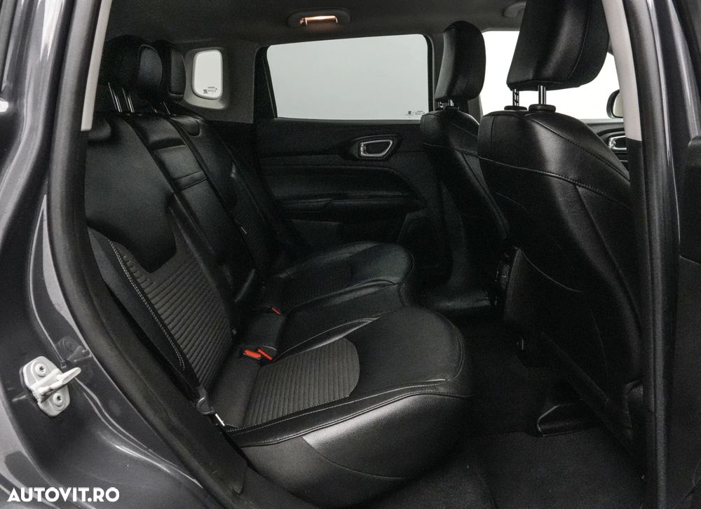 Jeep Compass 1.3T 4xe AT6 PHEV Limited - 16