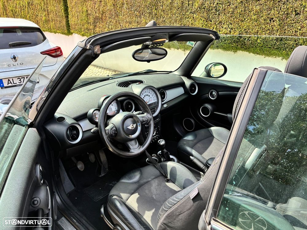 MINI Cabrio Cooper D - 4