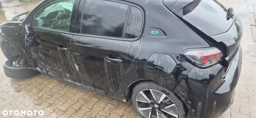 Peugeot 208 GT Line - 9