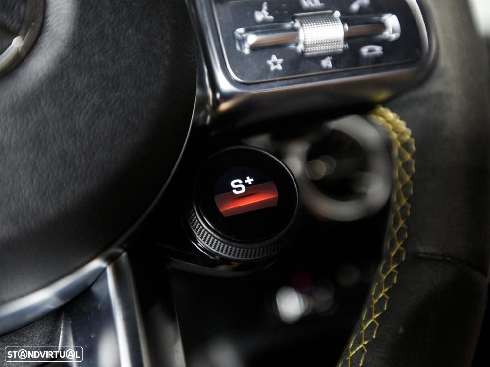 Mercedes-Benz CLA 45 AMG S Shooting Brake 4Matic+ - 18