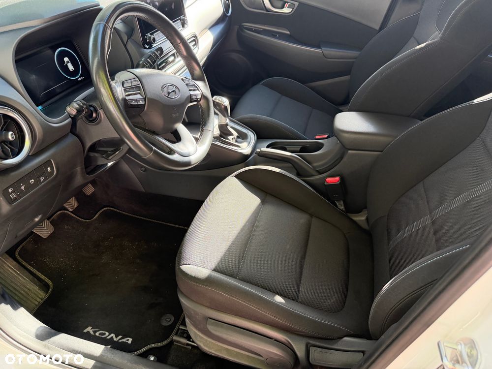Hyundai Kona - 5