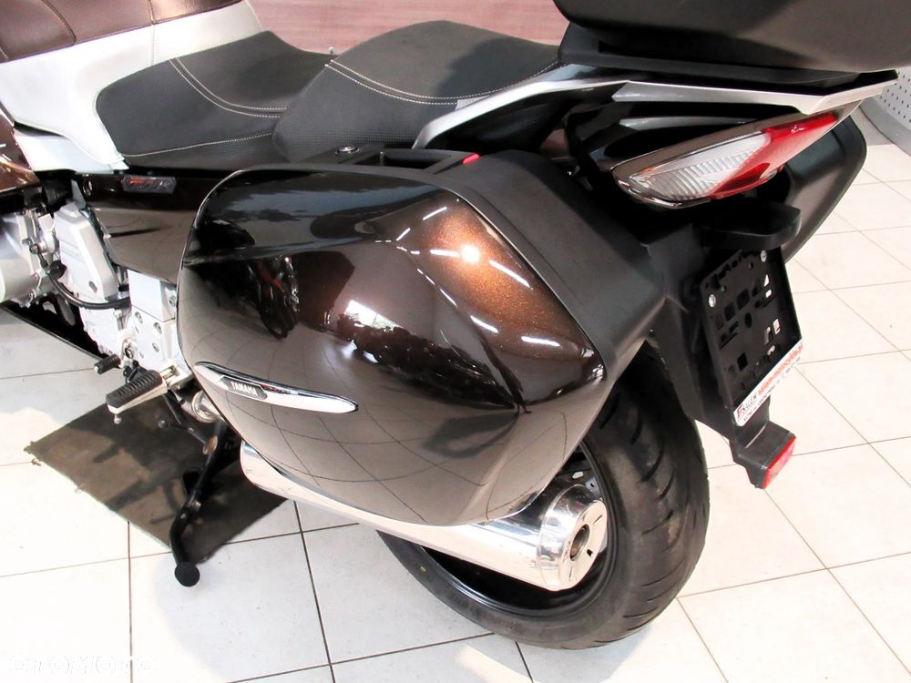 Yamaha FJR - 15