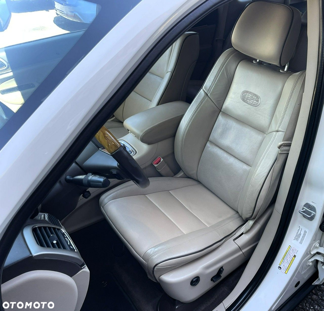Jeep Grand Cherokee - 11