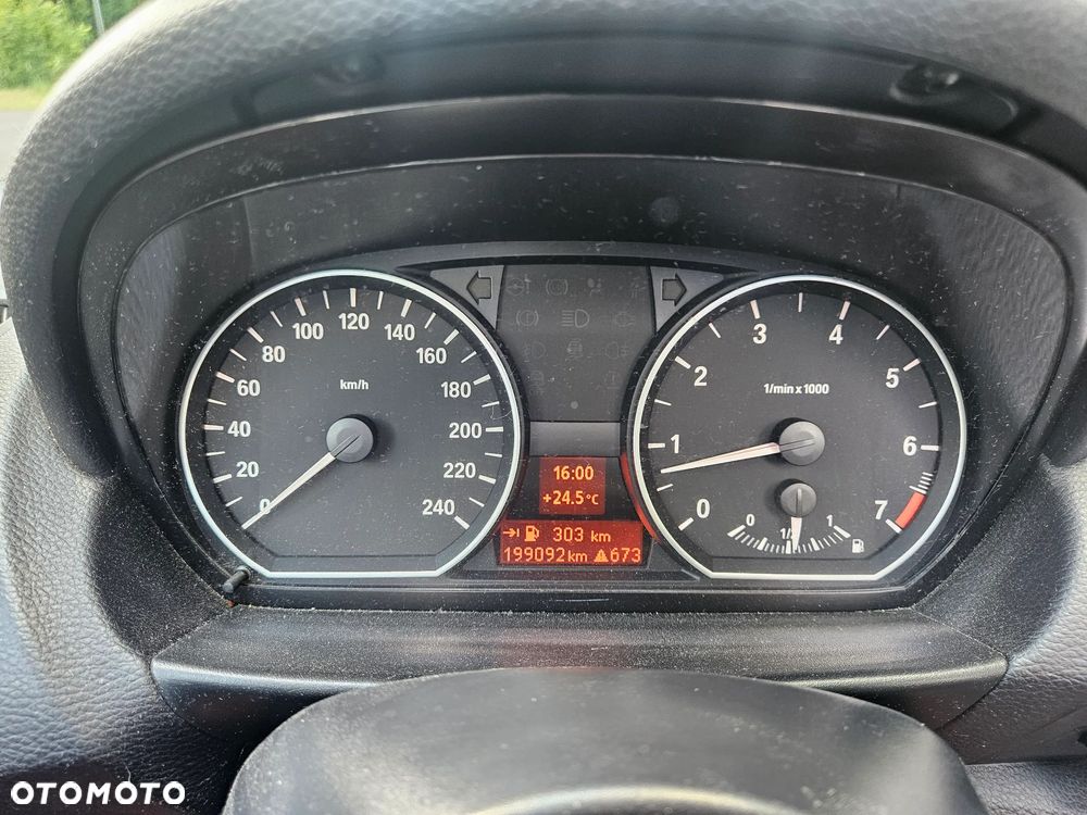 BMW Seria 1 118i - 21