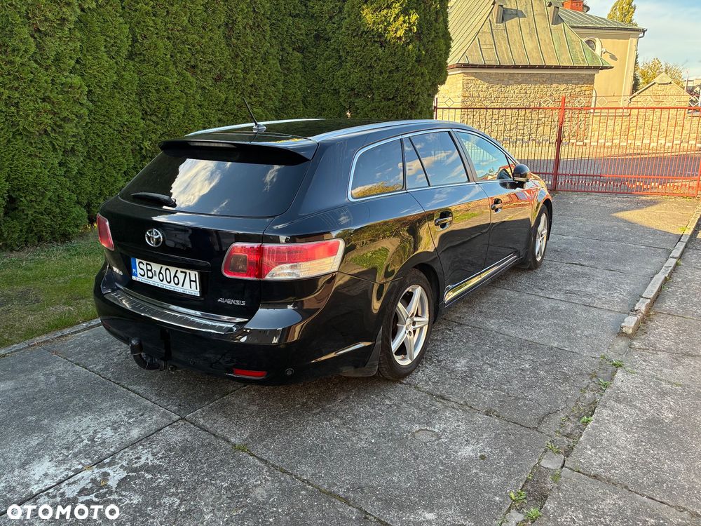 Toyota Avensis - 3