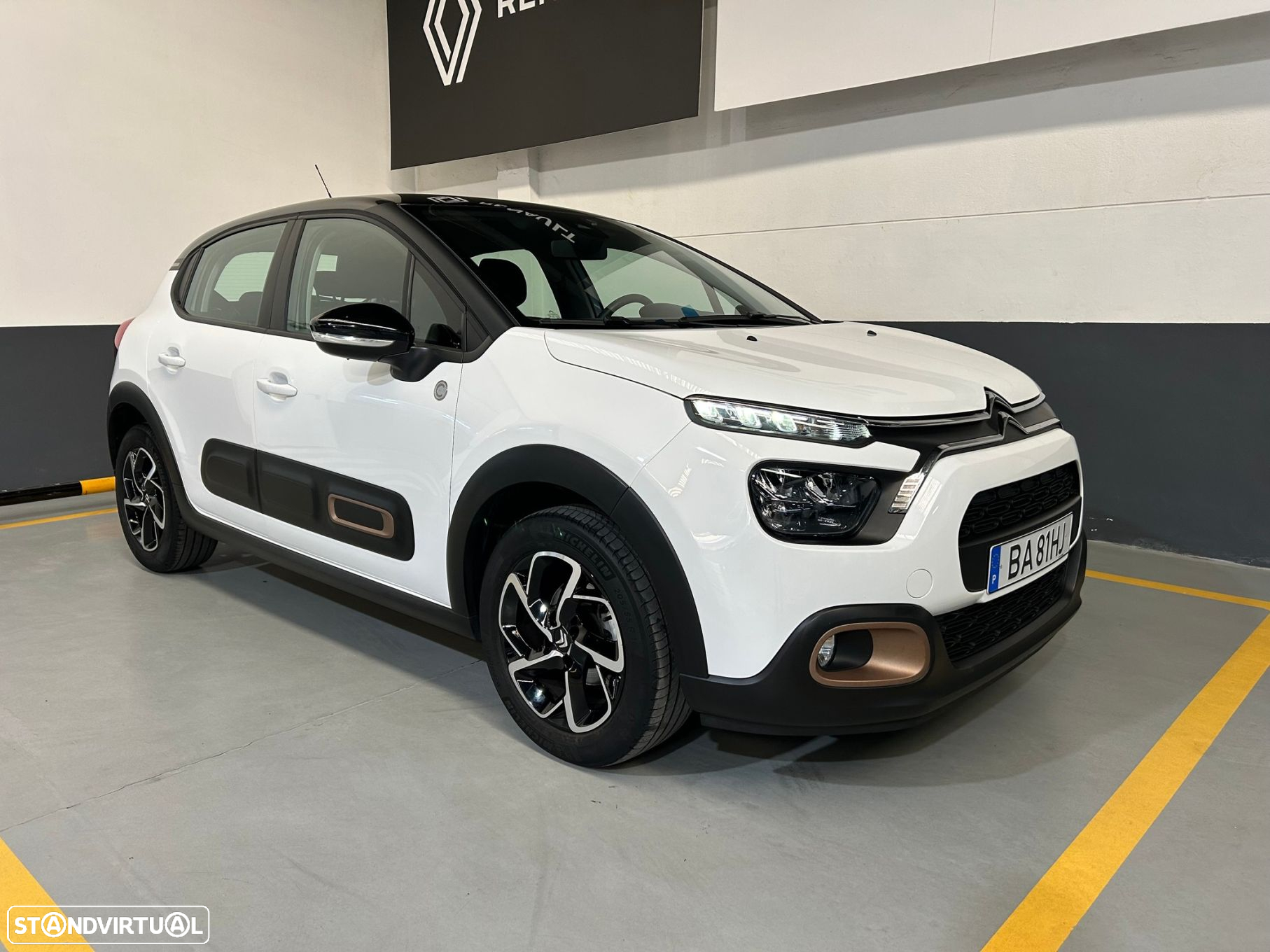 Citroën C3 1.2 PureTech C-Series - 2
