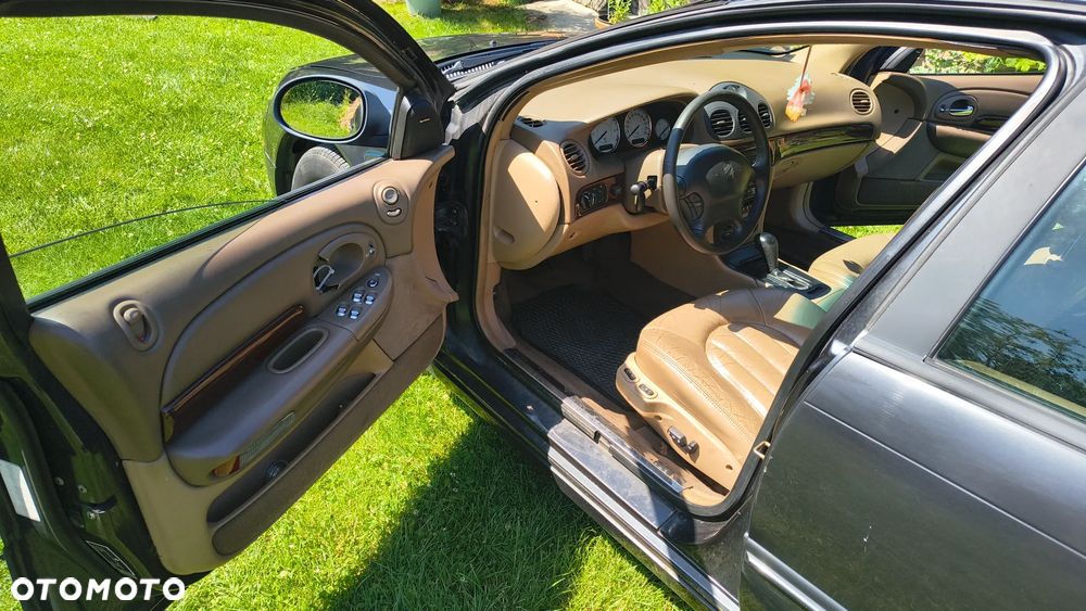 Chrysler 300M - 6