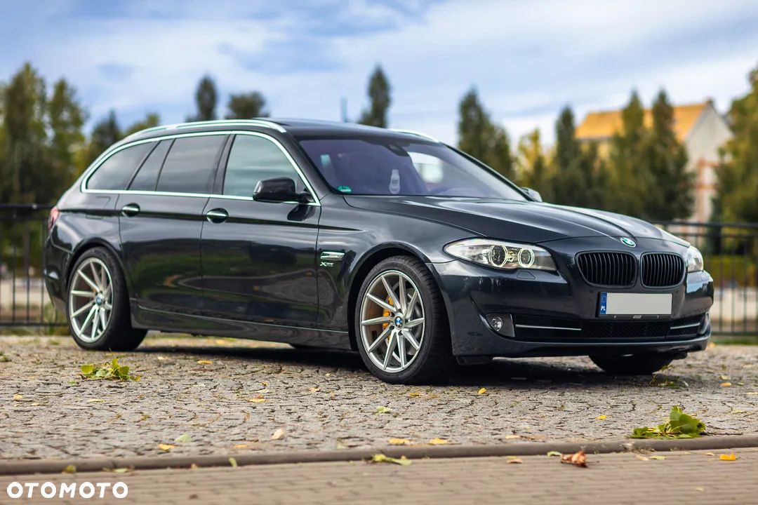 BMW Seria 5 530d xDrive - 1