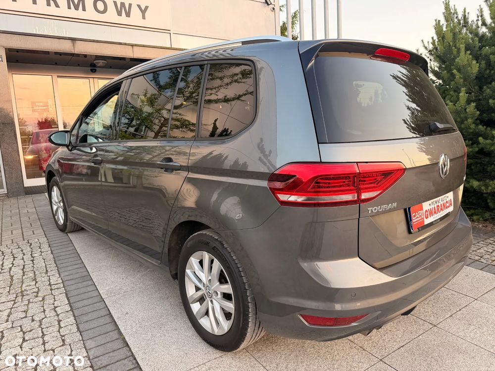 Volkswagen Touran 2.0 TDI BMT Highline - 23