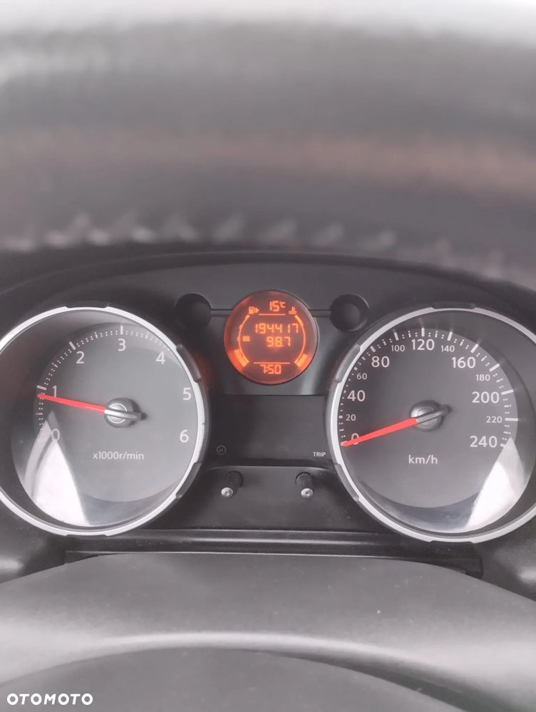 Nissan Qashqai - 3