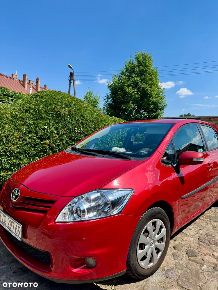 Toyota Auris - 2