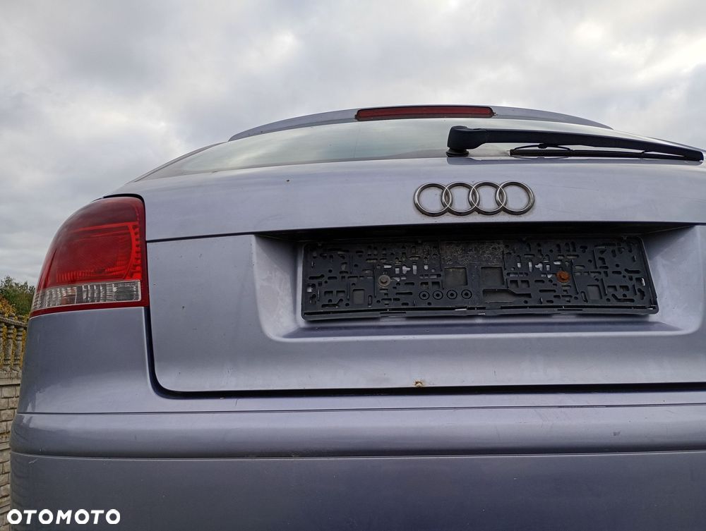 AUDI A3 8P 03-05 1.6 8V LAMPKA PODSUFITKI OŚWIETLENIE KABINY - 14