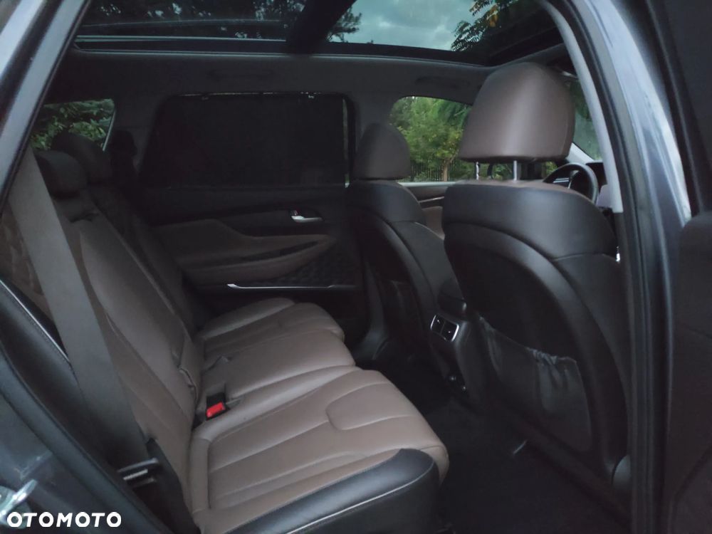 Hyundai Santa Fe 1.6 T-GDI HEV Executive 4WD - 11