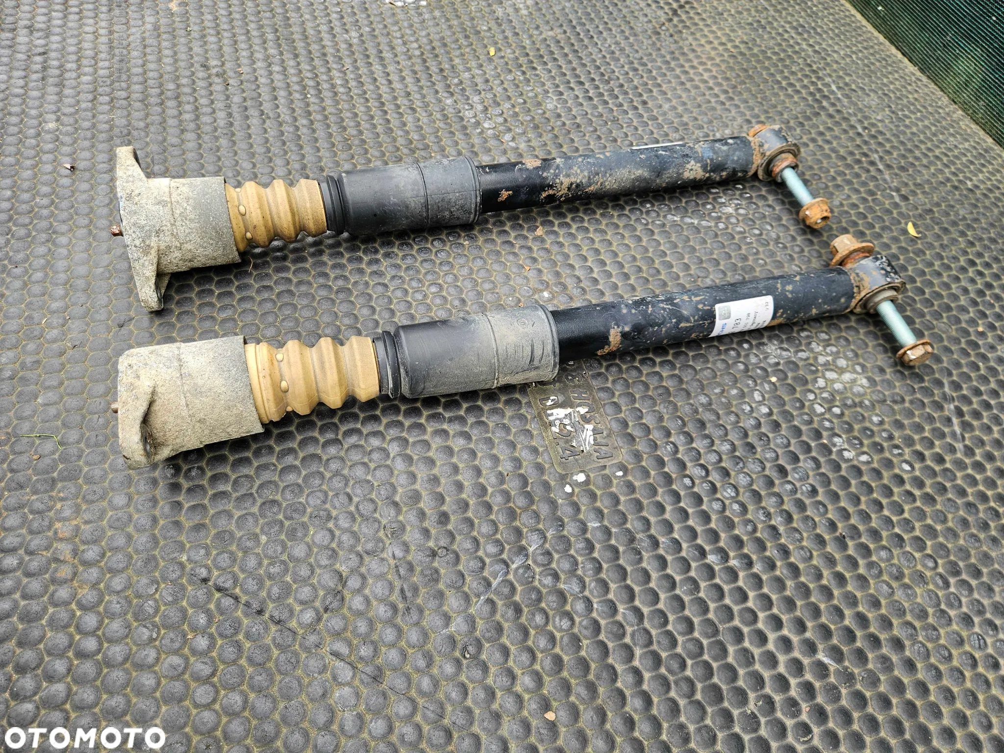 Zawieszenie Amortyzatory Amortyzator Tyl Tylne SACHS Audi A4 B6 B7 Seat Exeo - 16