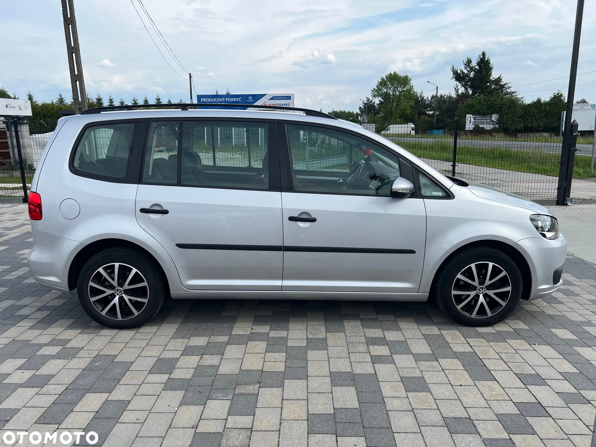 Volkswagen Touran 1.6 TDI DPF BlueMotion Technology Comfortline - 5