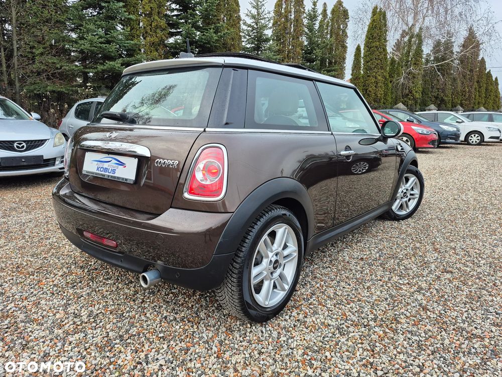 MINI Cooper Bayswater - 17