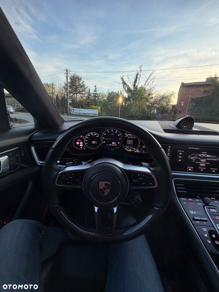 Porsche Panamera 4 E-Hybrid Executive - 10