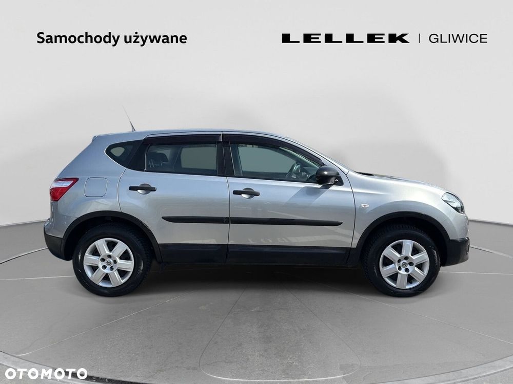 Nissan Qashqai 1.6 Visia - 8