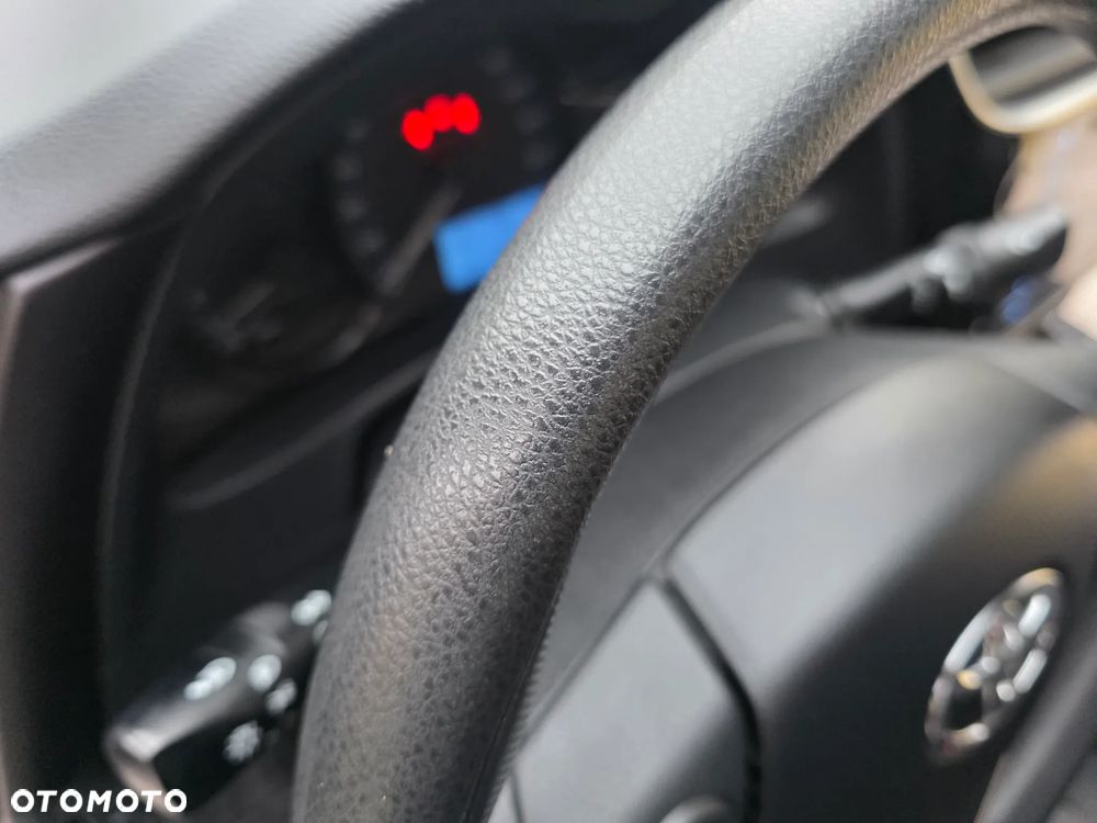 Toyota Corolla 1.6 Active EU6 - 31