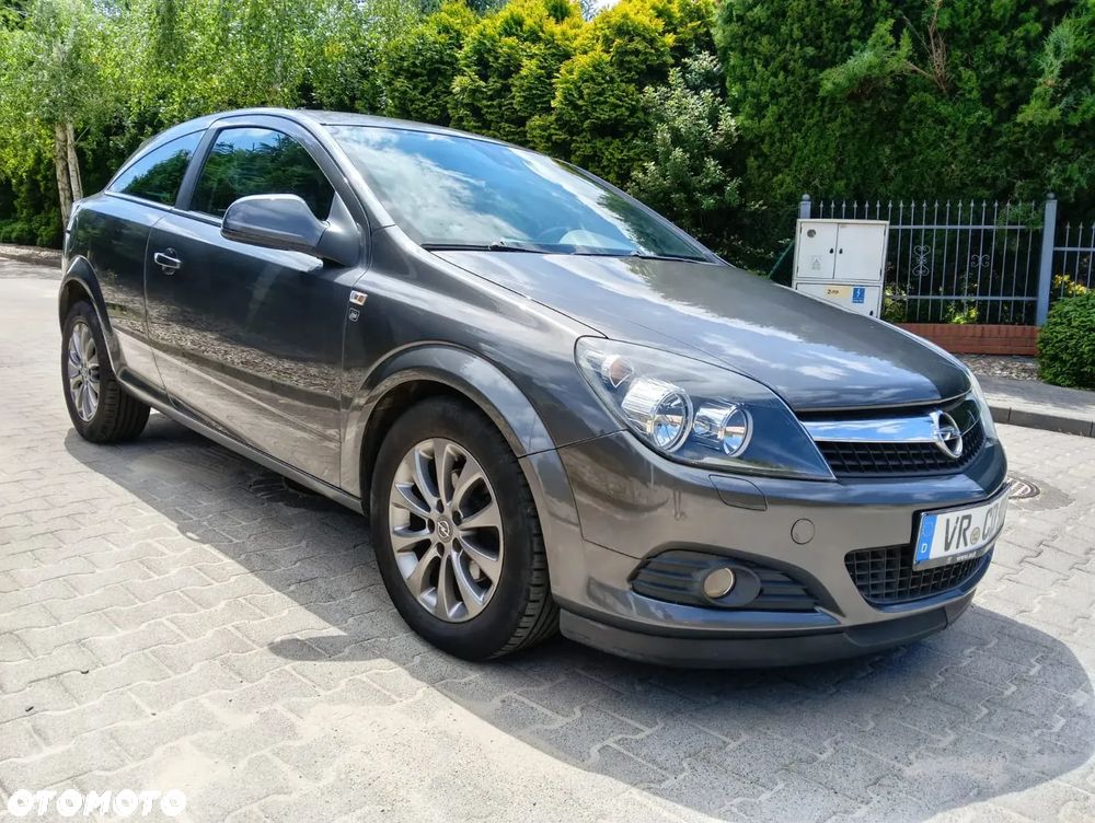 Opel Astra 1.6 Edition 111 Jahre - 1
